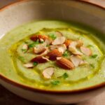 Gazpacho de Courgette et Concombre aux Amandes