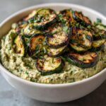Houmous de Courgettes Grillées à l'Ail Rôti et au Basilic