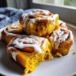 pumpkin cinnamon rolls