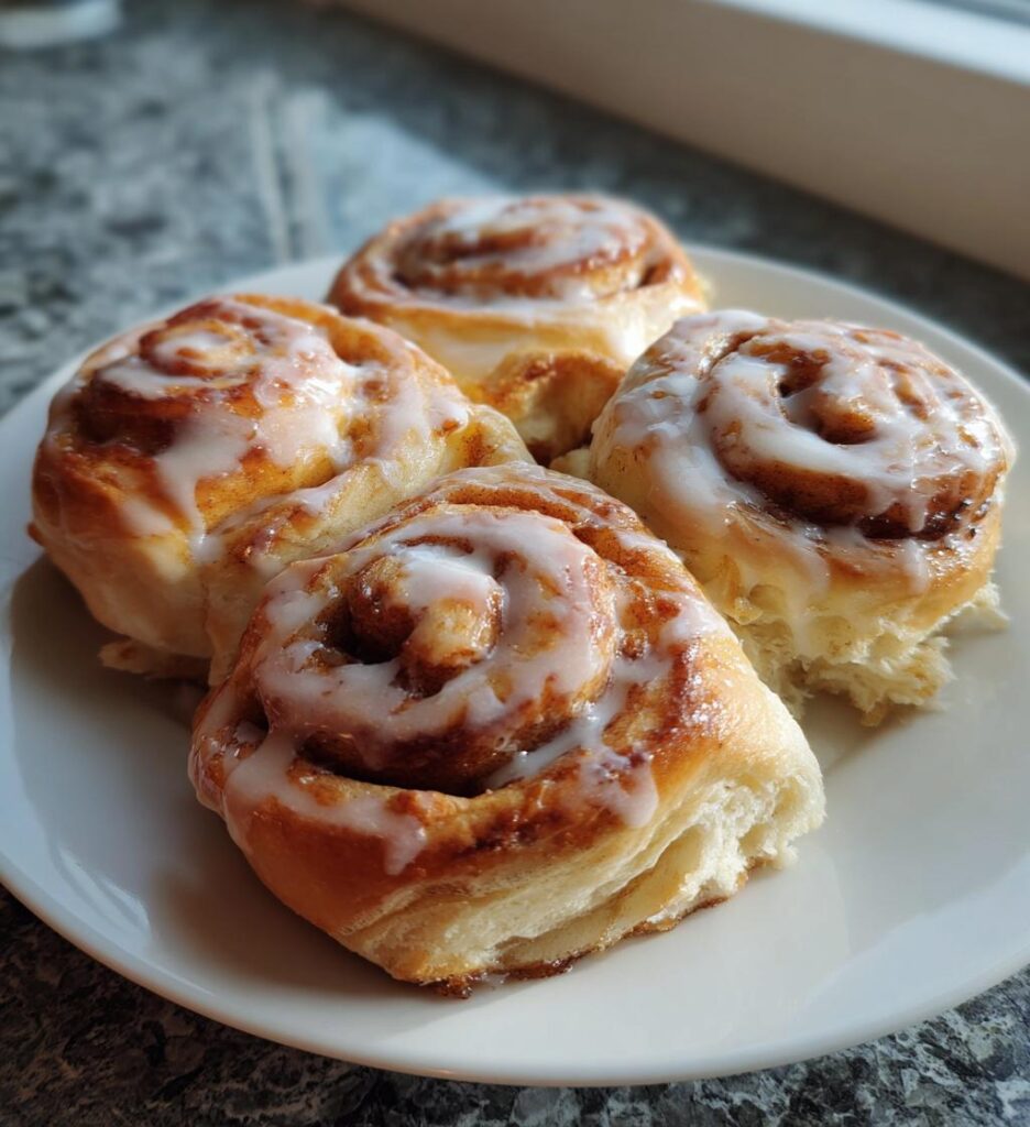 Cinnamon Rolls express sans levure (prêts en 30 minutes)