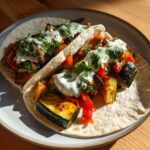 Tacos de légumes rôtis et sauce yaourt